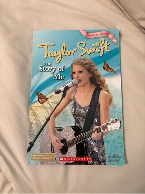 Taylor Swift Scholastic Book